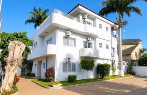 Arrenda-se Apartamento T1 na Sommerschield 2